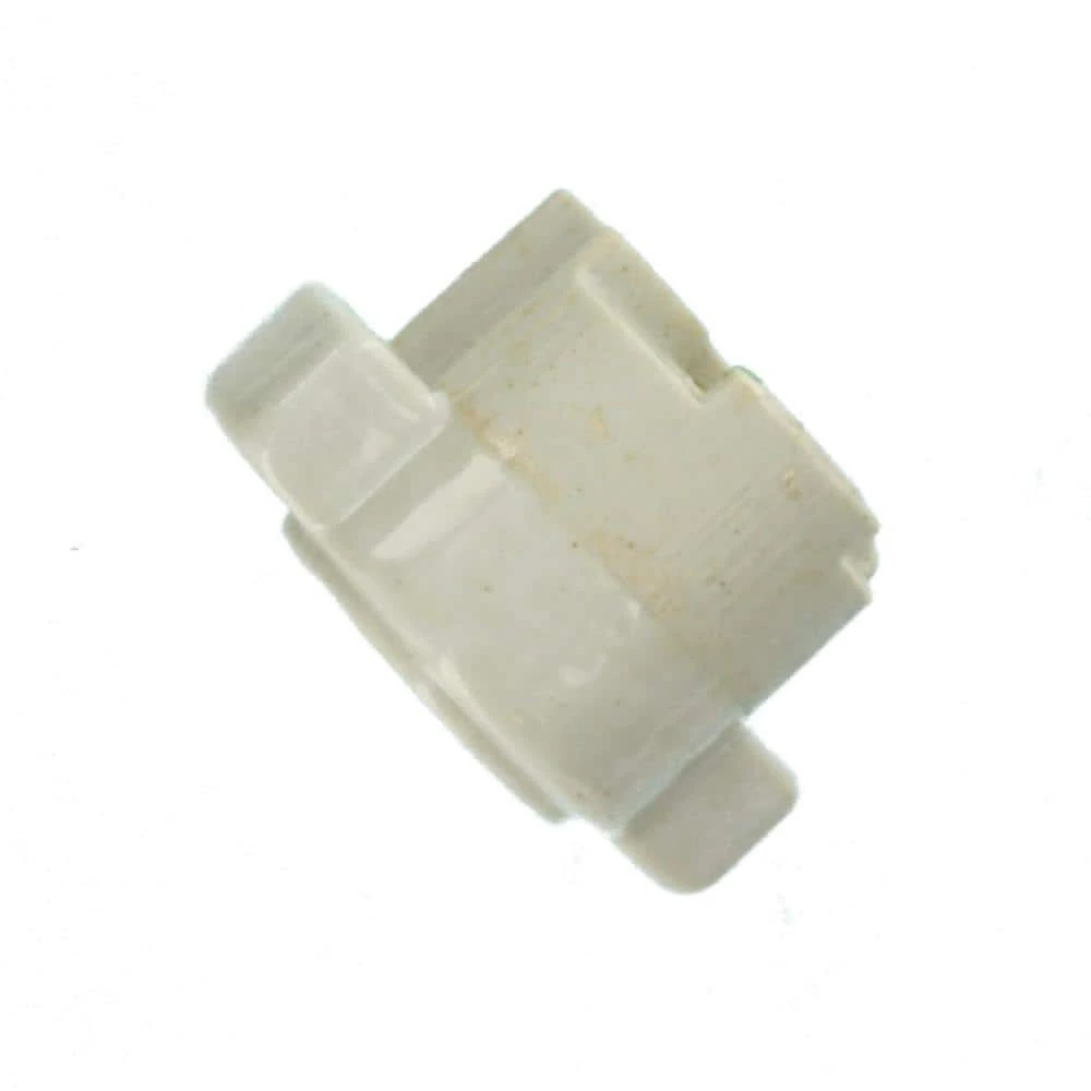 660W Medium Base One-Piece Single Circuit Keyless Front Mount Unglazed Porcelain Incandescent Lampholder, White by Leviton 3 660W Medium Base One-Piece Single Circuit Keyless Front Mount Unglazed Porcelain Incandescent Lampholder, White by Leviton - Image 3