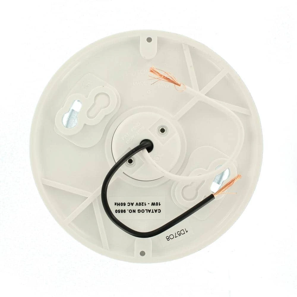 10-Watt LED Ceiling Keyless Lamp Holder, White by Leviton 5 10-Watt LED Ceiling Keyless Lamp Holder, White by Leviton - Image 5